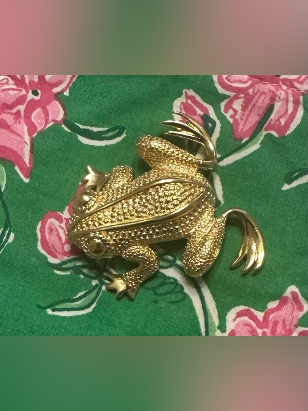 Vintage Gold Tone Textured Frog Toad Brooch Pin  Mid Century Nature Jewelry